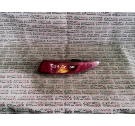 Alfa romeo GT fanale...