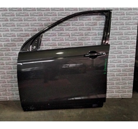 Land Rover Discovery 5...