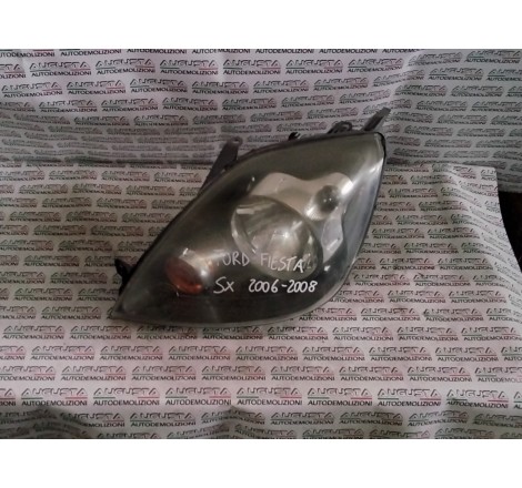 Ford Fiesta Faro anteriore...