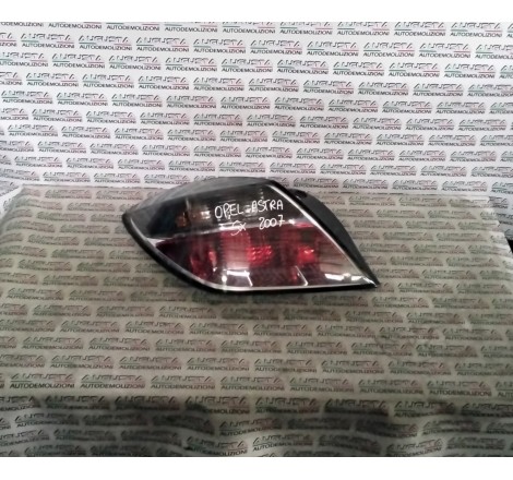 Opel Astra GTC fanale...