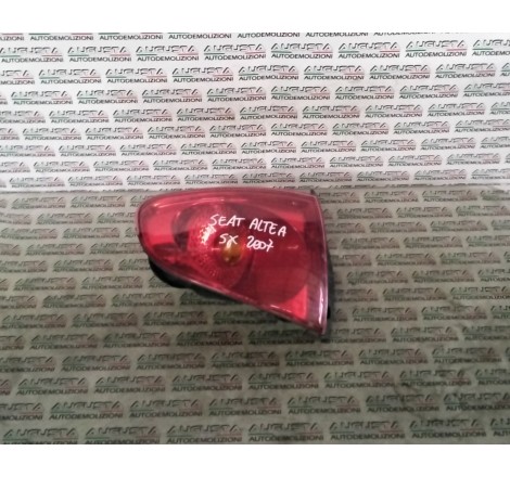 Seat Altea fanale...