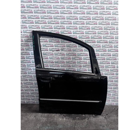 Lancia musa porta anteriore...