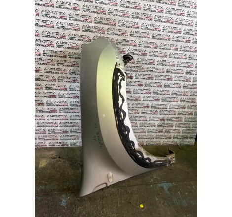 Parafango destro Dacia...