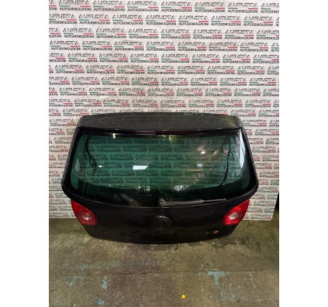 Portellone posteriore...