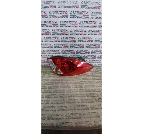 Fanale posteriore destro...