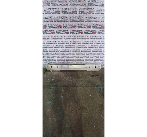 Toyota Yaris 2016 traversa...