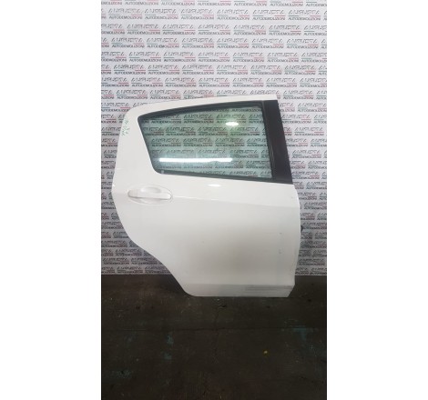 Toyota Yaris 2016 porta...