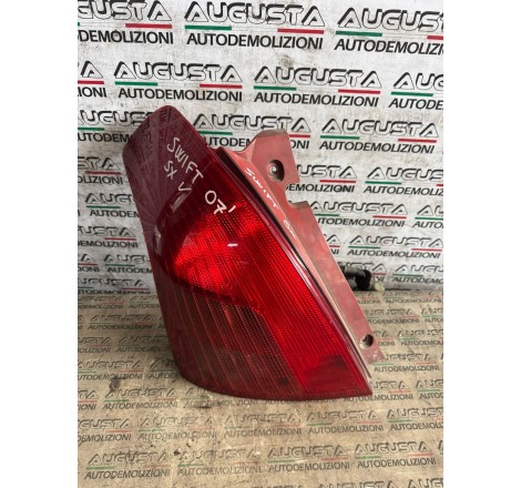 fanale posteriore sinistro...