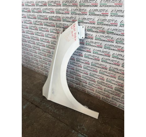 parafango anteriore destro...