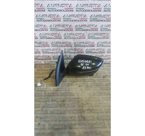 specchietto retrovisore...