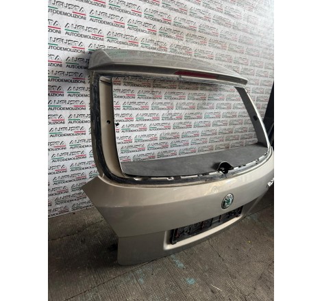 portellone posteriore skoda...