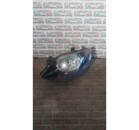 fanale anteriore sinistro...