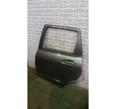 portiera posteriore...