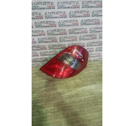 fanale posteriore destro...
