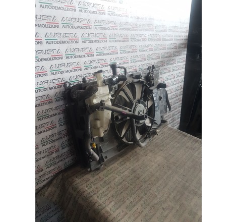 radiatore toyota yaris...