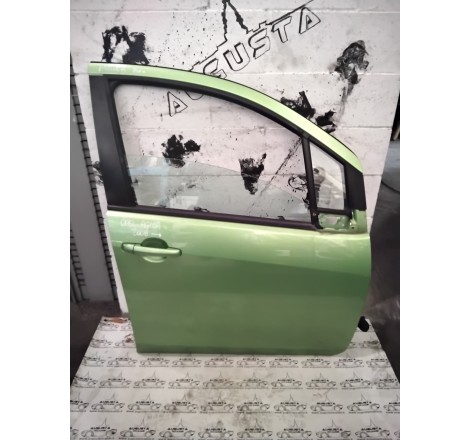 Opel agila porta anteriore...