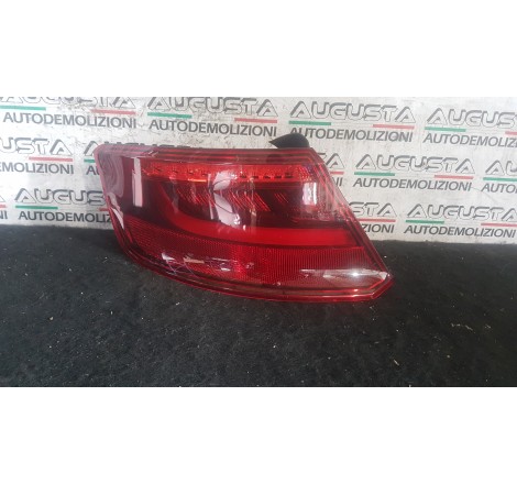 fanale a led sinistro audi...