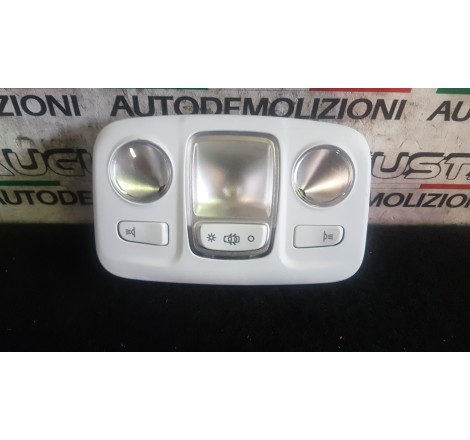 plafoniera posteriore...