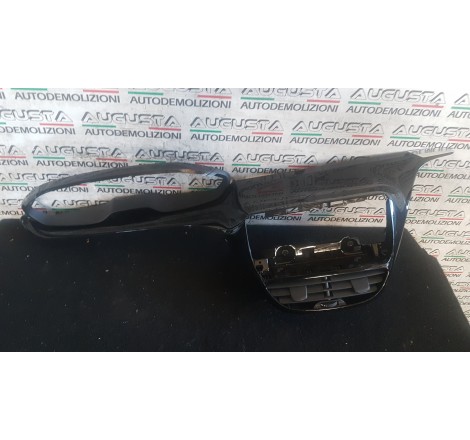 modanatura anteriore...