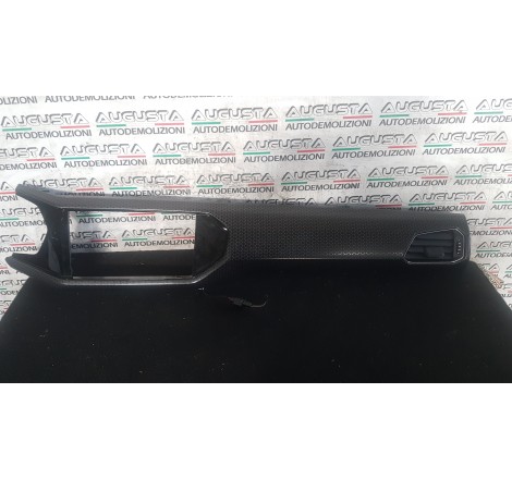 modanatura centrale...