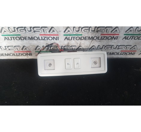 plafoniera posteriore...