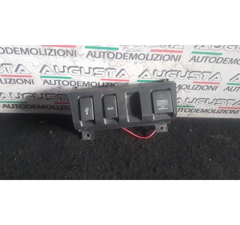 accendi sigari con aux e...