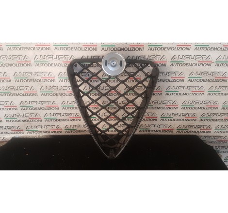 griglia paraurti anteriore...