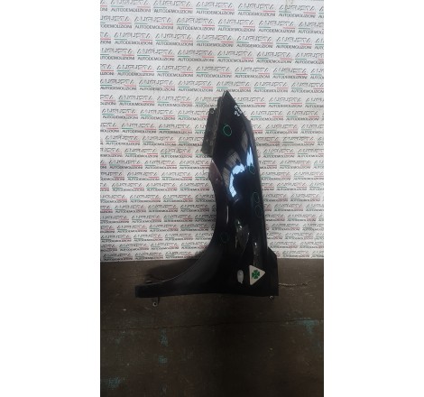 parafango anteriore...