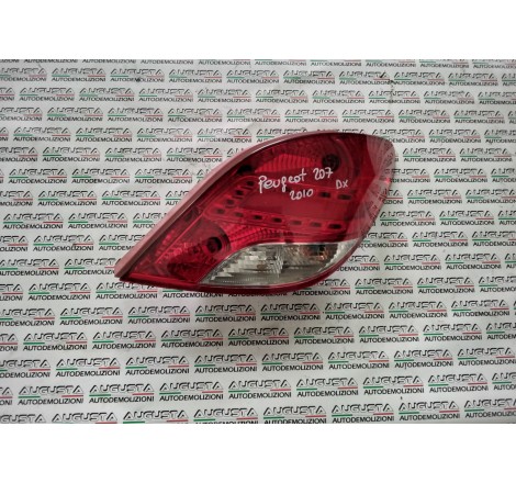 Peugeot 207 fanale a LED...